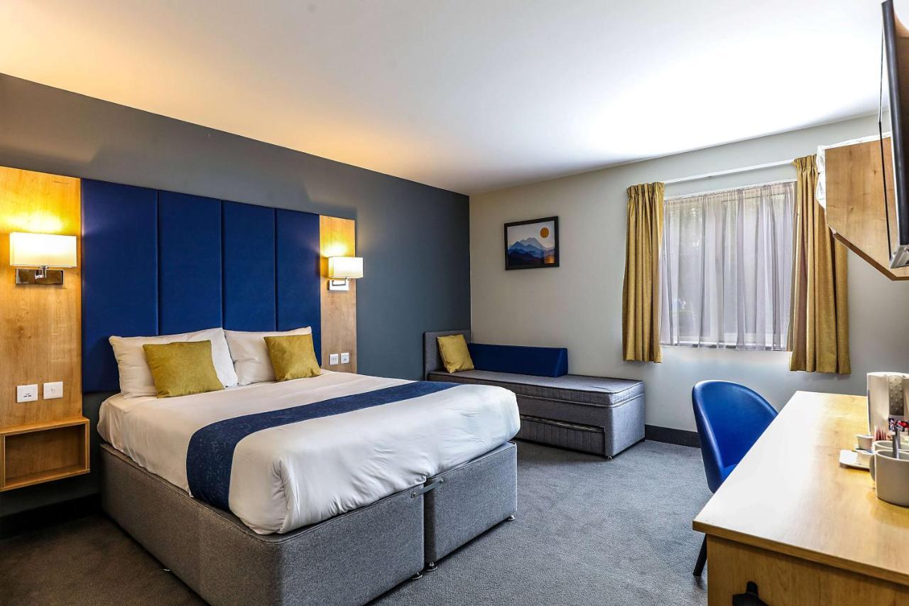 Days Inn Peterborough Esterno foto