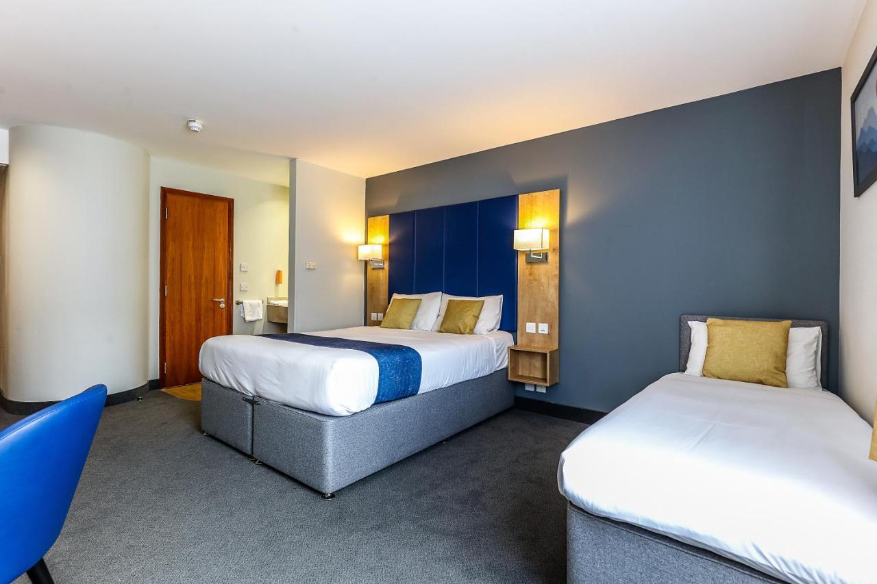 Days Inn Peterborough Esterno foto